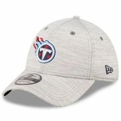 New Era Men's Gray Tennessee Titans 2022 NFL Training Camp Official Coach 39THIRTY Flex Hat