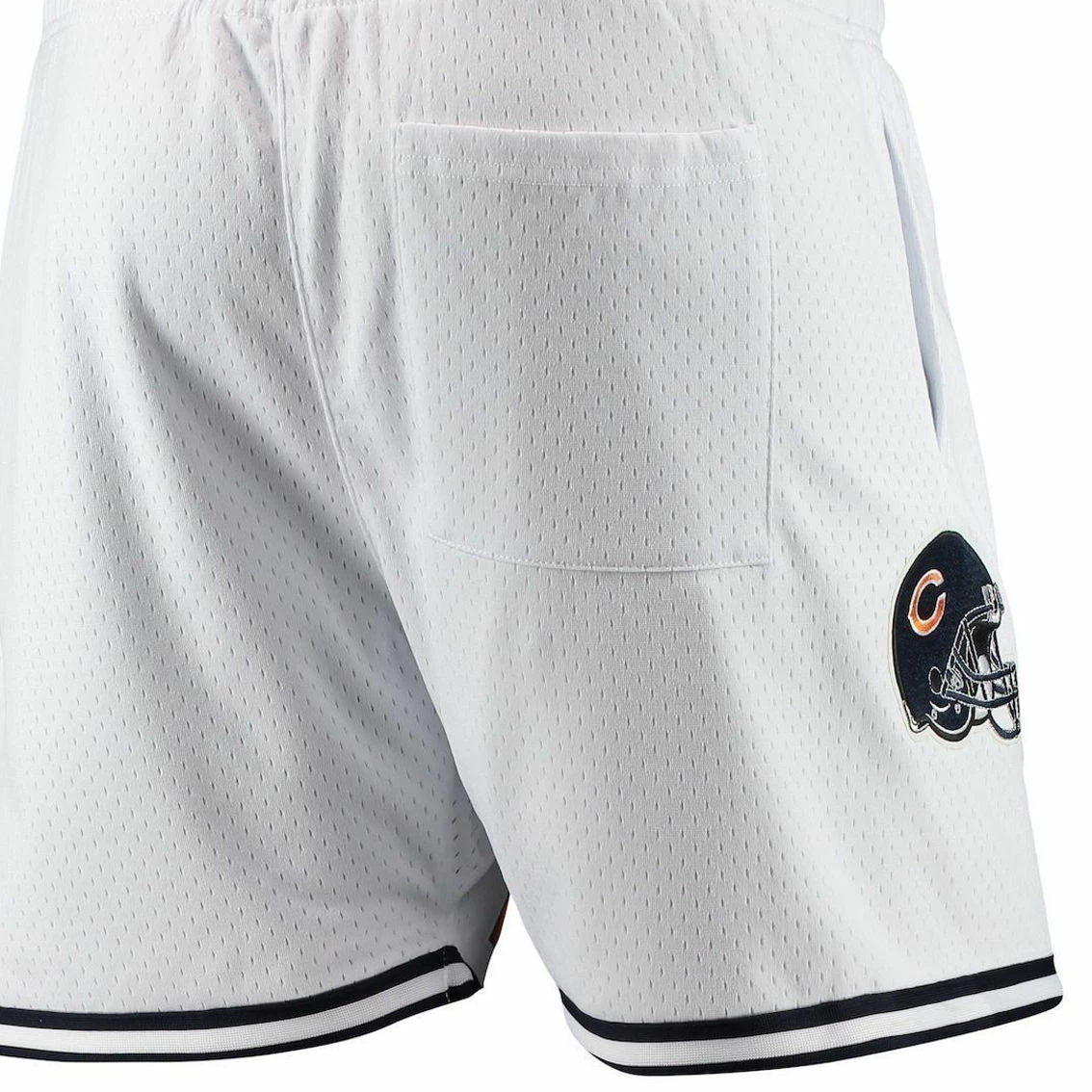 Pro Standard Men's White/Black Chicago Bears Mesh Shorts 6 Pro Standard Men's White/Black Chicago Bears Mesh Shorts - Image 4