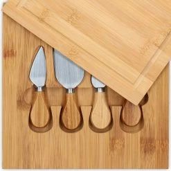 The Memory Company Chicago Bears Bamboo Cutting & Serving Board With Utensils Set -Fanatics DSCO1141431909 0000 ALT2
