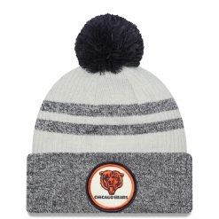 New Era Men's Navy Chicago Bears 2022 Sideline Historic Cuffed Pom Knit Hat 6 New Era Men's Navy Chicago Bears 2022 Sideline Historic Cuffed Pom Knit Hat -Fanatics DSCO1147414725 1320 ALT1
