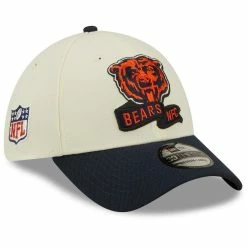 New Era Men's Cream/Navy Chicago Bears 2022 Sideline 39THIRTY 2-Tone Flex Hat