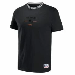 Staple Men's NFL X Black Chicago Bears Globe T-Shirt 8 Staple Men's NFL X Black Chicago Bears Globe T-Shirt -Fanatics DSCO1147886331 1007 ALT2
