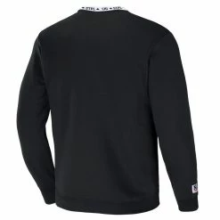 Staple Men's NFL X Black Chicago Bears Globe Crewneck Pullover 9 Staple Men's NFL X Black Chicago Bears Globe Crewneck Pullover -Fanatics DSCO1150497358 1007 ALT3