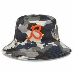 New Era Men's Camo Chicago Bears 2022 NFL Training Camp Official Script Bucket Hat 8 New Era Men's Camo Chicago Bears 2022 NFL Training Camp Official Script Bucket Hat -Fanatics DSCO1152056419 BGrd ALT2