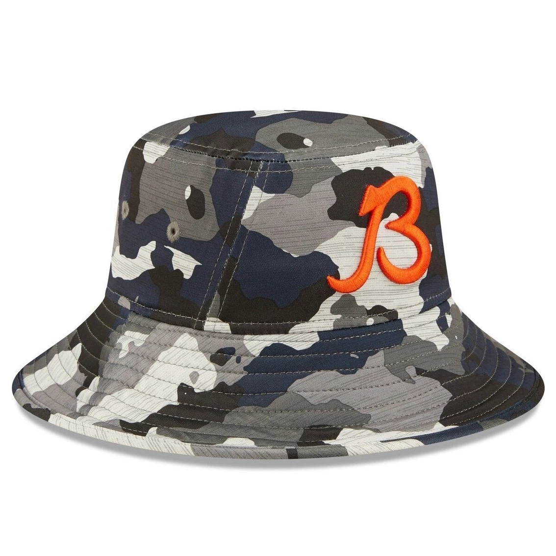 New Era Men's Camo Chicago Bears 2022 NFL Training Camp Official Script Bucket Hat 6 New Era Men's Camo Chicago Bears 2022 NFL Training Camp Official Script Bucket Hat - Image 4