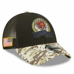New Era Men's Black/Camo Chicago Bears 2022 Salute To Service 9FORTY Snapback Trucker Hat
