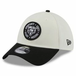 New Era Men's Cream/Black Chicago Bears 2022 Inspire Change 39THIRTY Flex Hat 7 New Era Men's Cream/Black Chicago Bears 2022 Inspire Change 39THIRTY Flex Hat -Fanatics DSCO1154283699 6662 ALT1